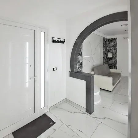 Сasa de vacaciones Charming House In + Jacuzzi *